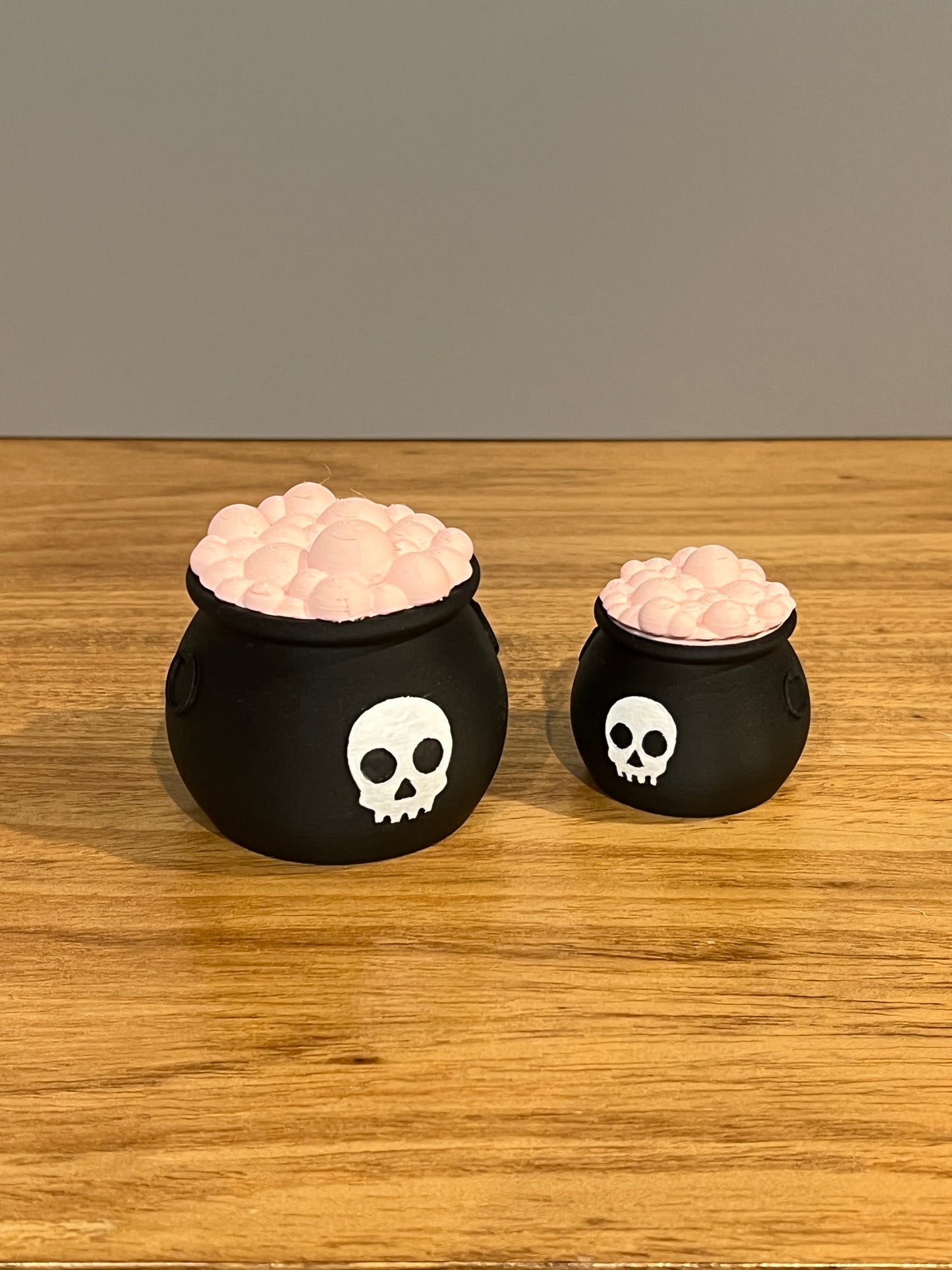 Halloween Skull Cauldron Pot