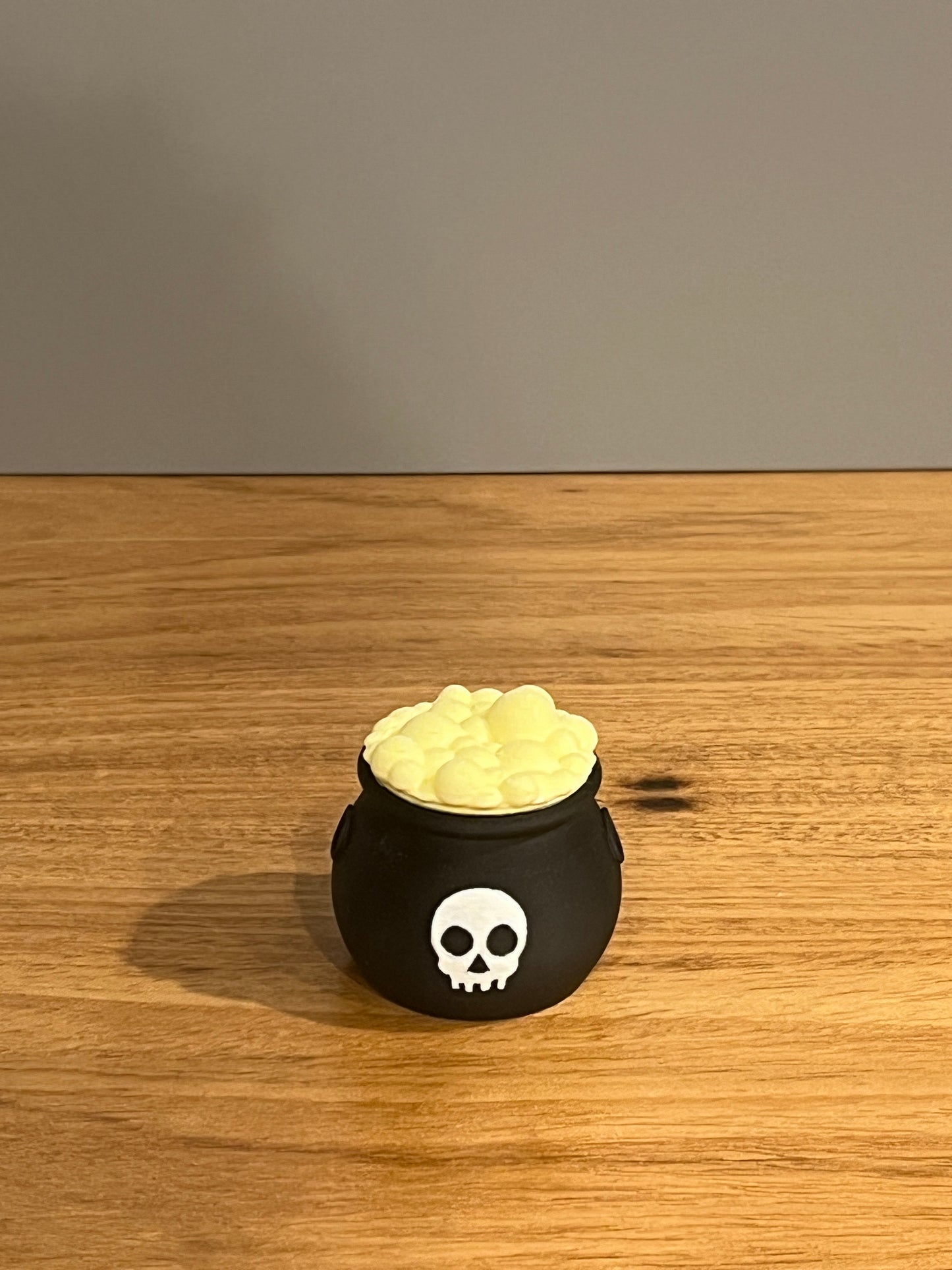 Halloween Skull Cauldron Pot